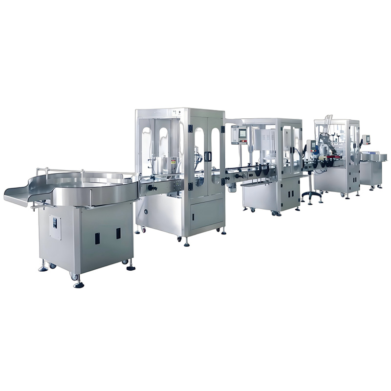 T&ouml;ltő- &eacute;s csomagol&aacute;si vonal folyad&eacute;khoz palackokba 